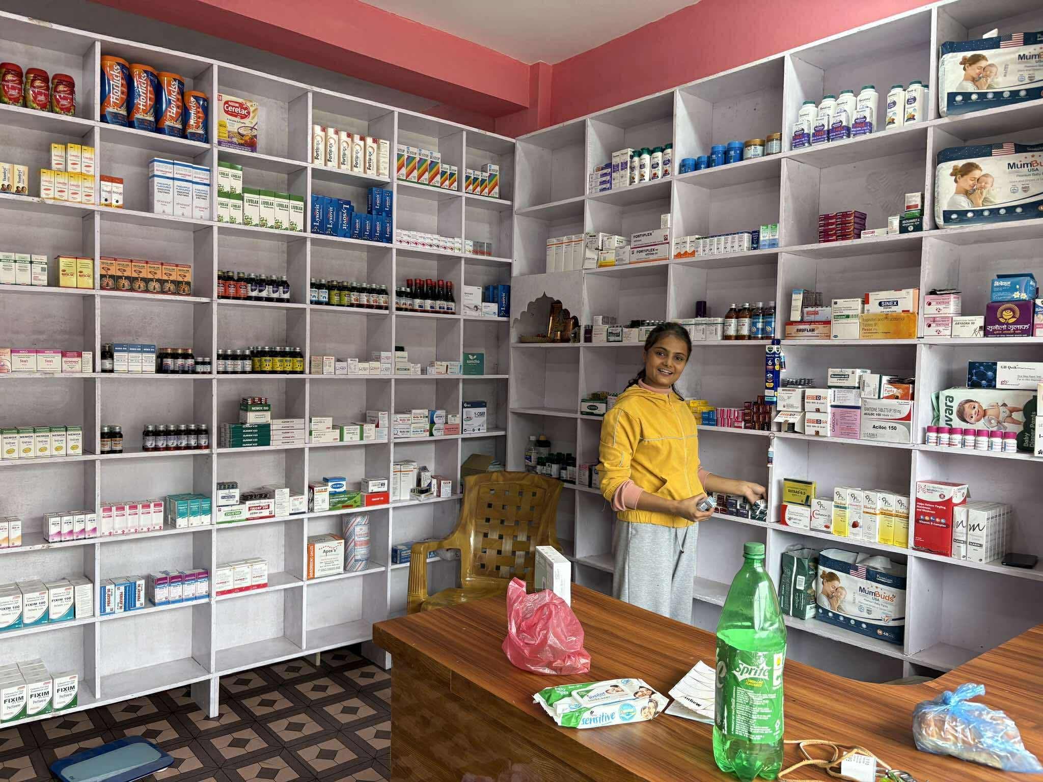 Aadi pharmacy - photos 3